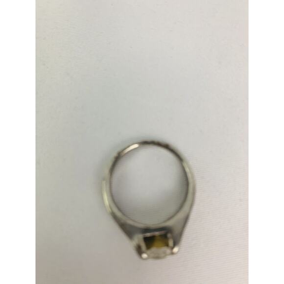 Size 7 Silvertone Ring Costume Jewelry Cubic Zirconia - Picture 6 of 9